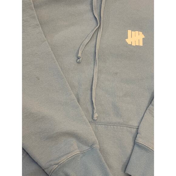 Undefeated Logo pullover Hoodie Light baby blue big back hit Medium designer - Picture 5 of 6